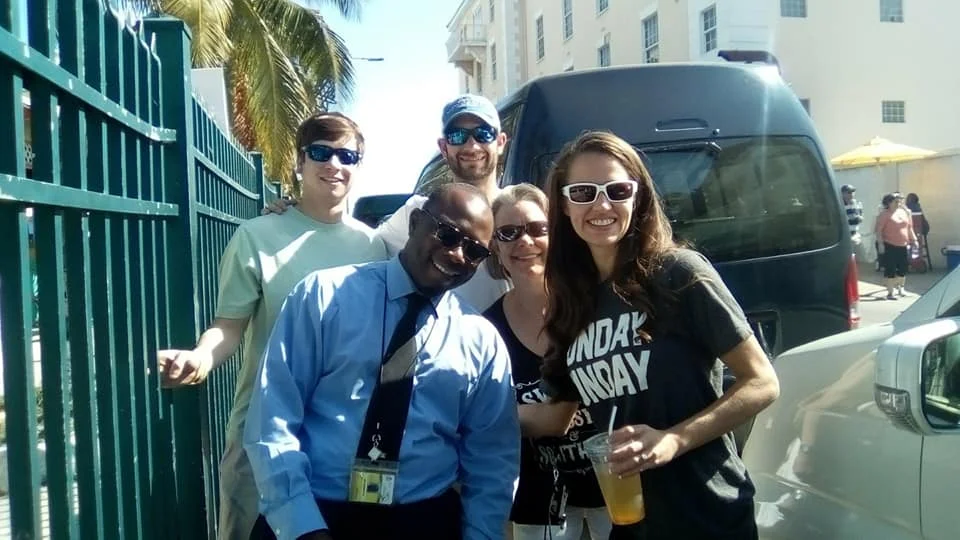 Nassau-Bahamas-Taxi-Services
